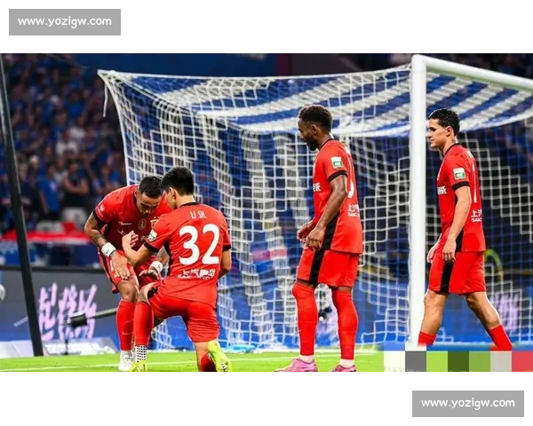 中超让冠名场面!海港输球蓉城申花平,三强集体掉链 中超让冠名场面!海港输球蓉城申花平,三强集体掉链