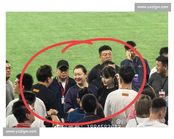 唐马终点魔音:唐山话一喊,跑者笑出劲儿 唐马终点魔音:唐山话一喊,跑者笑出劲儿